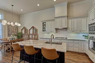 1340 W 25th St, Houston, TX 77008 - Photo 12