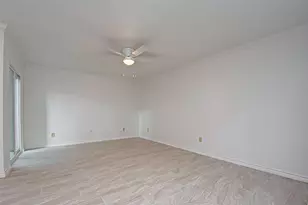 8312 Augustine Dr, Houston, TX 77036 - Photo 12