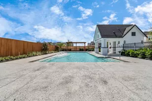 2705 Brown Lk St, Houston, TX 77008 - Photo 34