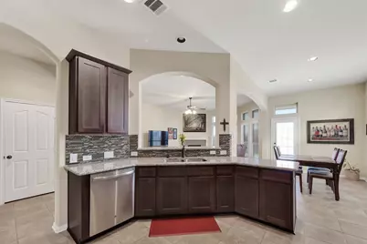 1018 Nantucket Street, Pasadena, TX 77503 - Photo 8