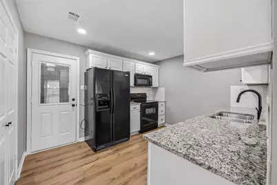 13852 Hollowgreen Drive #303/5, Houston, TX 77082 - Photo 8