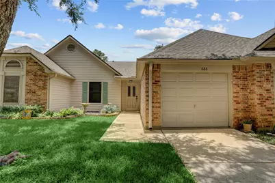 686 W Country Grove Circle, Pearland, TX 77584 - Photo 1