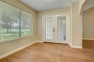 686 W Country Grove Cir, Pearland, TX 77584 - Photo 8