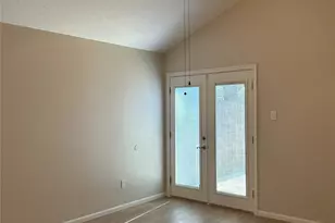 31 Barnstable, The Woodlands, TX 77381 - Photo 6