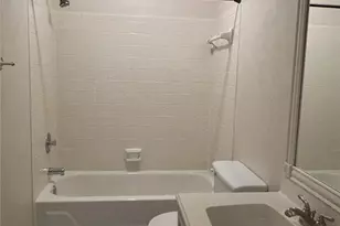 31 Barnstable, The Woodlands, TX 77381 - Photo 8