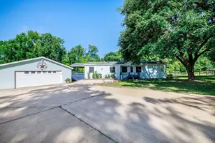 1579 Tara Dr, Trinity, TX 75862 - Photo 2