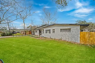 10042 Lazy Oaks Street, Houston, TX 77080 - Photo 4