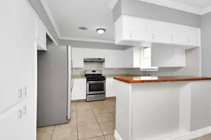 6814 Della St, Houston, TX 77093 - Photo 12