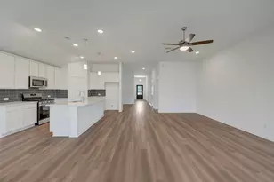 604 Spring Ashberry Ct, Magnolia, TX 77354 - Photo 6
