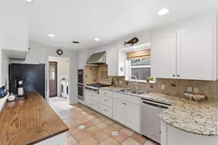 1351 Lehman St, Houston, TX 77018 - Photo 8