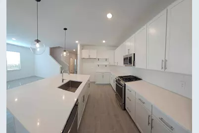 8430 Bay Oaks Drive, Baytown, TX 77523 - Photo 14