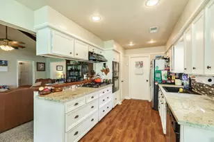 5703 Rockland Dr, Pearland, TX 77584 - Photo 10