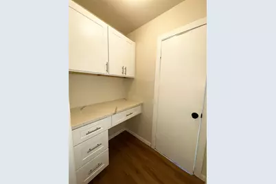 6023 Belarbor Street, Houston, TX 77033 - Photo 18