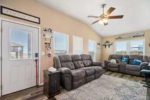 1163 County Rd 209, Sargent, TX 77414 - Photo 8