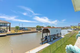 1163 County Rd 209, Sargent, TX 77414 - Photo 16