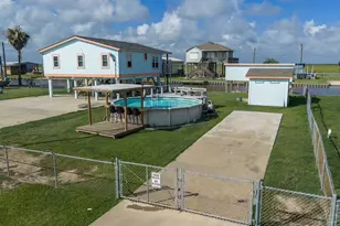 1163 County Rd 209, Sargent, TX 77414 - Photo 30
