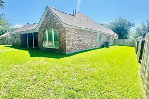 15923 Maple Shores Dr, Houston, TX 77044 - Photo 18