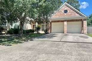 15923 Maple Shores Dr, Houston, TX 77044 - Photo 2