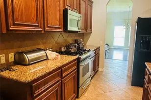 15923 Maple Shores Dr, Houston, TX 77044 - Photo 8