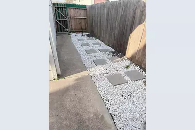 6439 S Briar Bayou Drive, Houston, TX 77072 - Photo 2