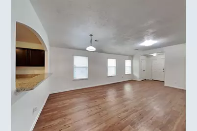 15726 Regal Trace Lane, Houston, TX 77073 - Photo 4