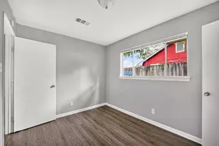 9610 Foredale St, Houston, TX 77075 - Photo 22