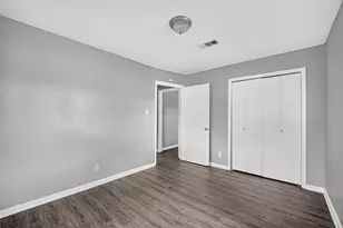 9610 Foredale St, Houston, TX 77075 - Photo 16
