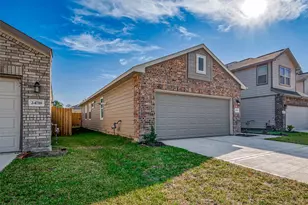 9960 Enclave Grove St, Willis, TX 77318 - Photo 2