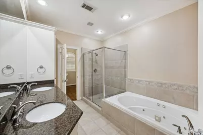1321 Whispering Pines Drive, Houston, TX 77055 - Photo 12