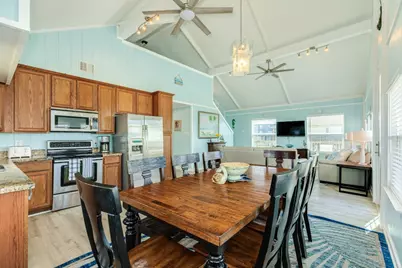 13022 Coronado Drive, Freeport, TX 77541 - Photo 12