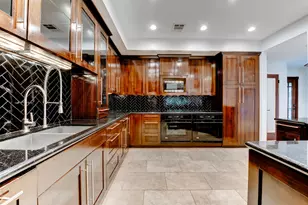 10007 Cedar Creek Dr, Houston, TX 77042 - Photo 4
