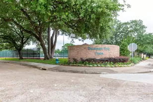 10007 Cedar Creek Dr, Houston, TX 77042 - Photo 30