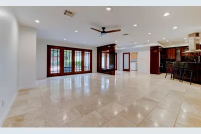 10007 Cedar Creek Drive, Houston, TX 77042 - Photo 10