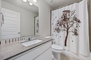 17011 Burke Lake Ln, Houston, TX 77044 - Photo 30