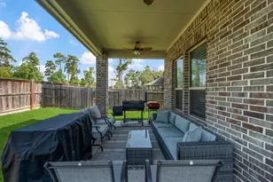 17011 Burke Lake Ln, Houston, TX 77044 - Photo 32