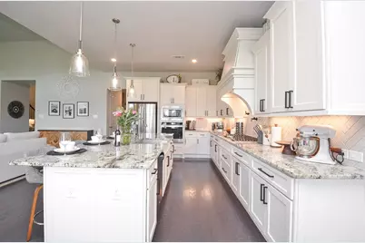 2131 Berry Trace Court, Manvel, TX 77578 - Photo 14