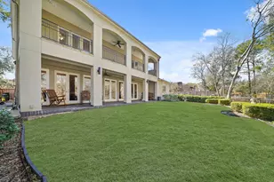 11754 Riverview Dr, Houston, TX 77077 - Photo 2