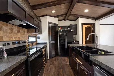 11350 Hillcrest Drive, Conroe, TX 77303 - Photo 18