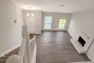 325 Old Course Dr, Friendswood, TX 77546 - Photo 2