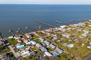 1813 Avenue A, Dickinson, TX 77539 - Photo 32