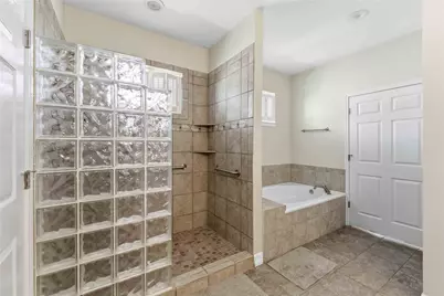 1813 Avenue A, Dickinson, TX 77539 - Photo 18