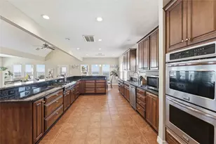 1813 Avenue A, Dickinson, TX 77539 - Photo 8