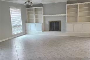 1006 Walnut Bend Ln, Houston, TX 77042 - Photo 4