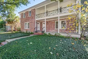 1741 Wroxton Ct, Houston, TX 77005 - Photo 2