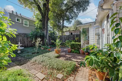 1741 Wroxton Court, Houston, TX 77005 - Photo 16