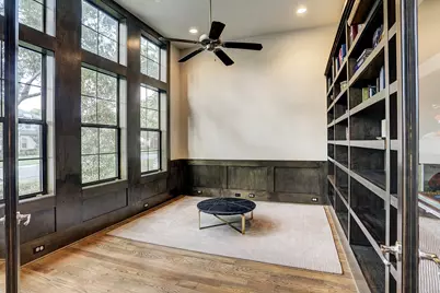 5655 Locke Lane, Houston, TX 77056 - Photo 10