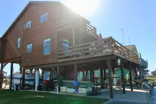 215 Redfish Dr, Freeport, TX 77541 - Photo 10