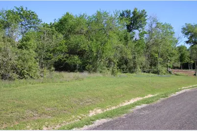000 Clear Woods Court N, Washington, TX 77880 - Photo 2