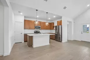 526 Samuel Rdg Dr, Dayton, TX 77535 - Photo 4