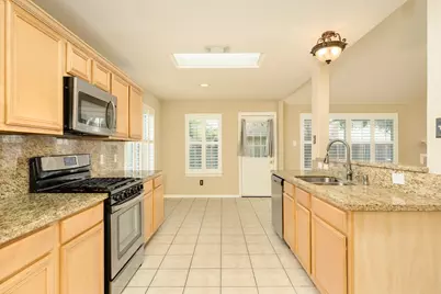 413 Sun River Lane, League City, TX 77539 - Photo 10